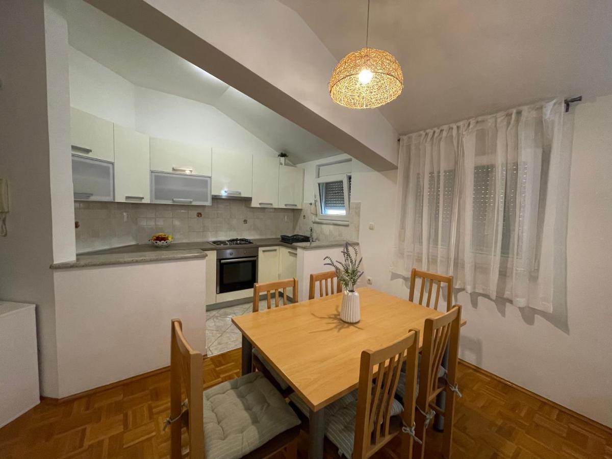 Apartman Josipa Apartment Биоград на Мору Екстериор снимка