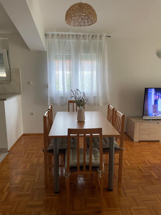 Apartman Josipa Apartment Биоград на Мору Екстериор снимка